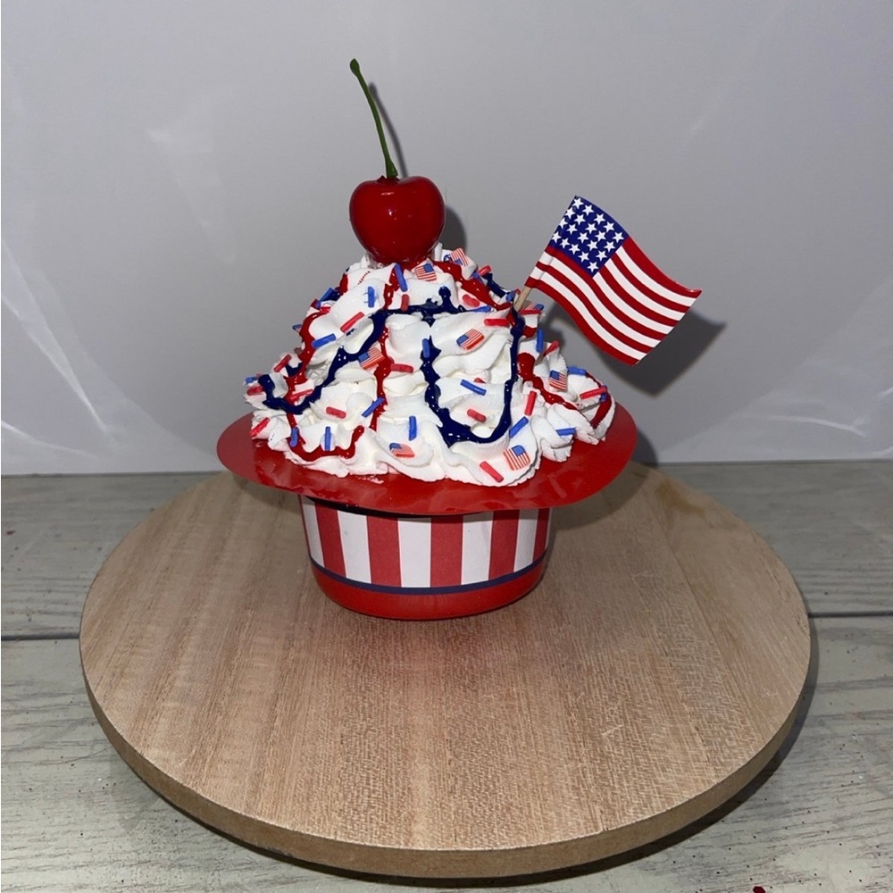 Faux 4th of July sundae